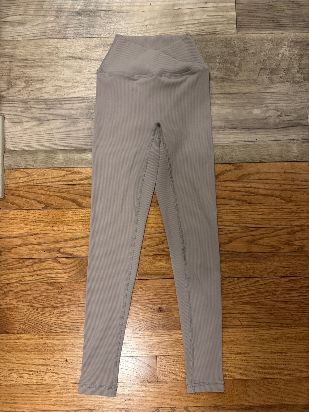 Agent84 taupe ribbed leggings